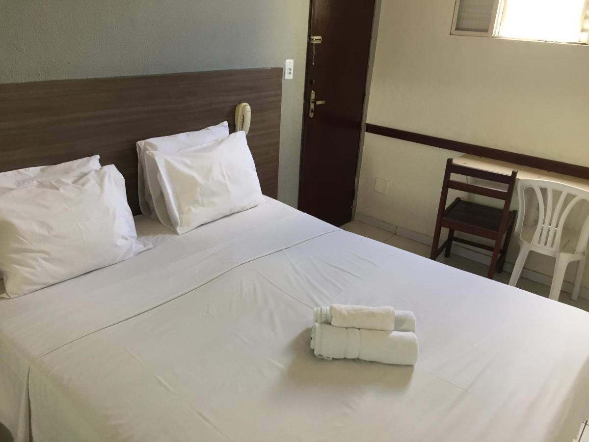 Novo Hotel Barro Preto 贝洛哈里桑塔 外观 照片