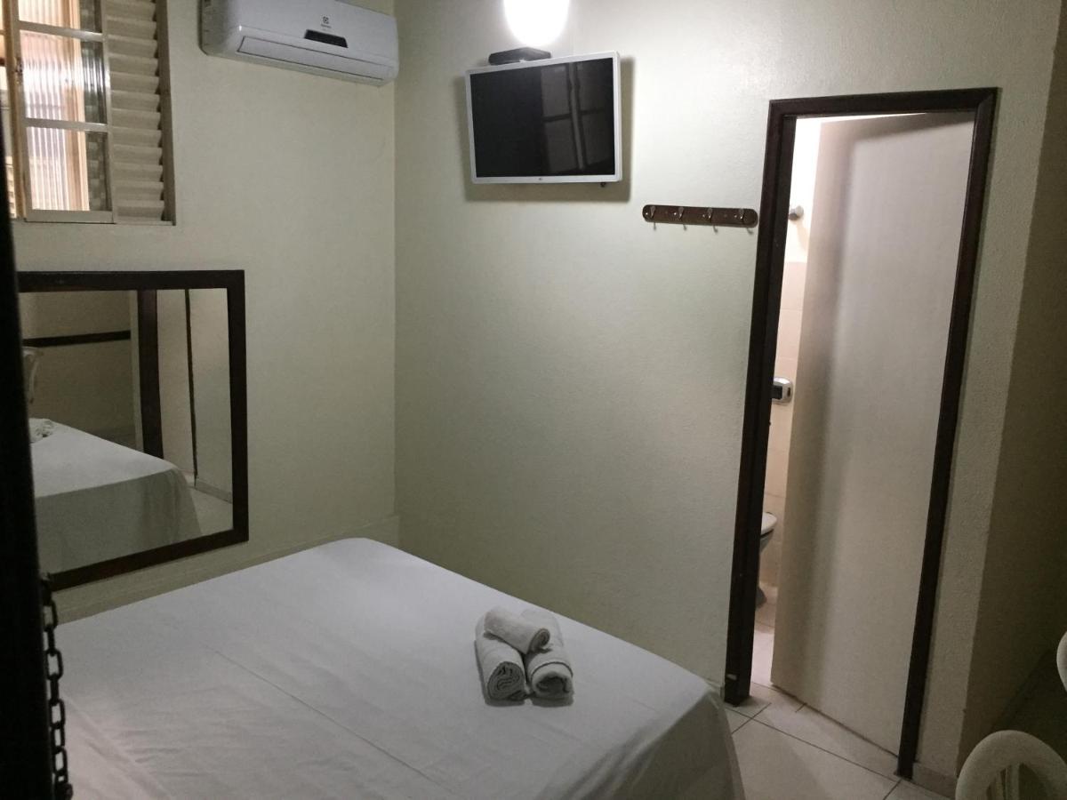 Novo Hotel Barro Preto 贝洛哈里桑塔 外观 照片