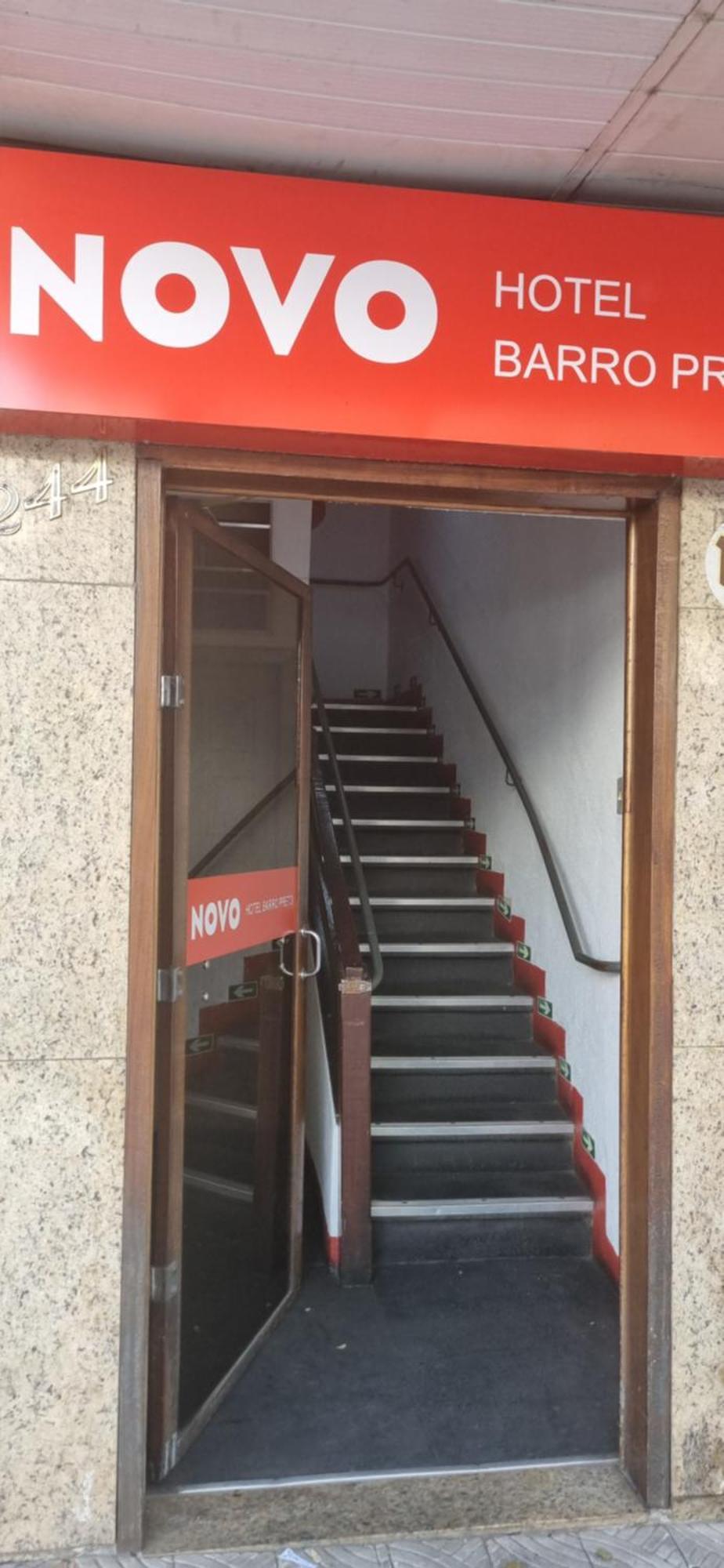 Novo Hotel Barro Preto 贝洛哈里桑塔 外观 照片